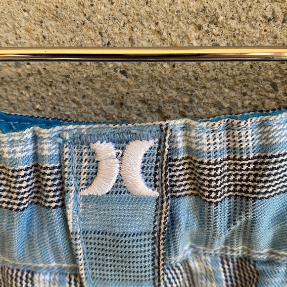 Hurley Infant 3-6 month Baby Blue Plaid Shorts - Picture 7 of 11